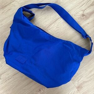 BÉIS Catchall in Cobalt Blue